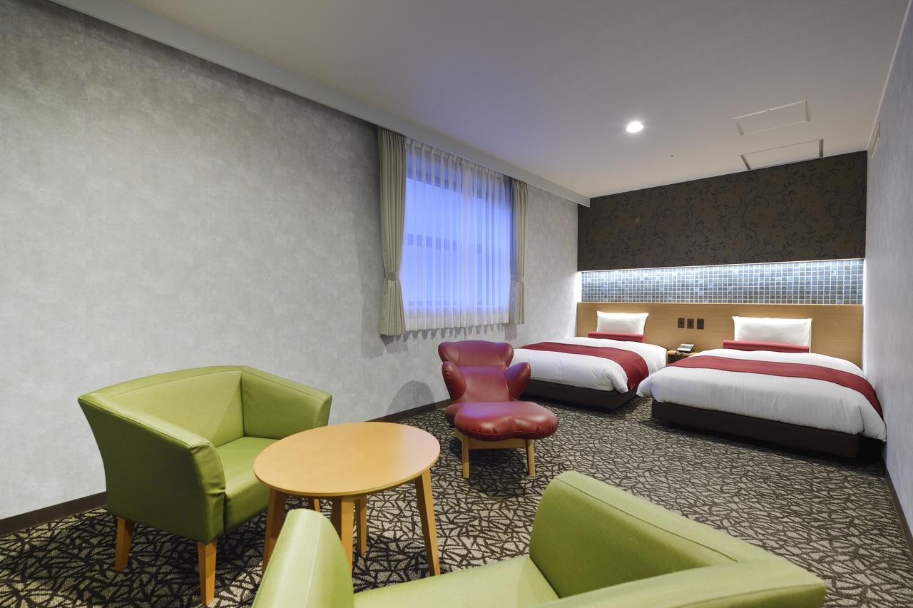 Hotel Wbf Sapporo Odori מראה חיצוני תמונה